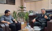 دیدار رییس بیمارستان فاطمه الزهرا (س) و کادر درمان با فرمانده انتظامی شهرستان رباط‌ کریم